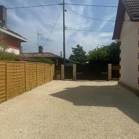 Maison Cosy A 10 Minutes De La * Гюжан-Местрас